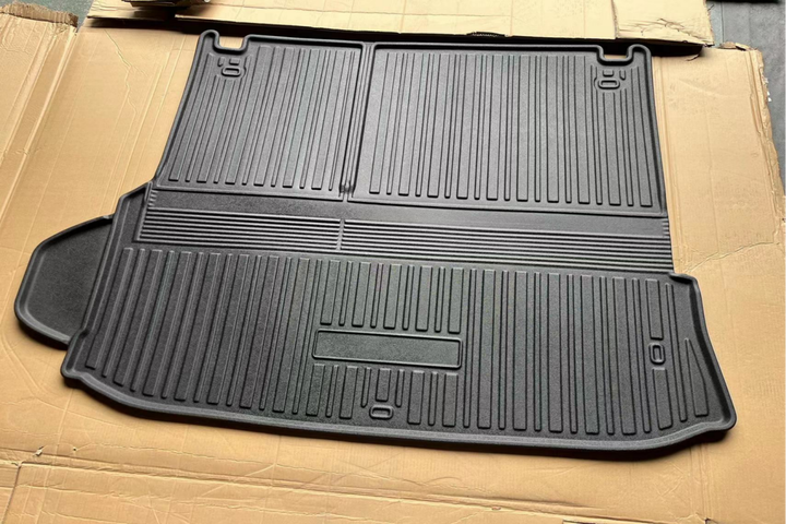 High Quality All Weather Durable Waterproof Easy To Clean TPE Material 3D Car Trunk Mats use for Toyota Corolla 2012